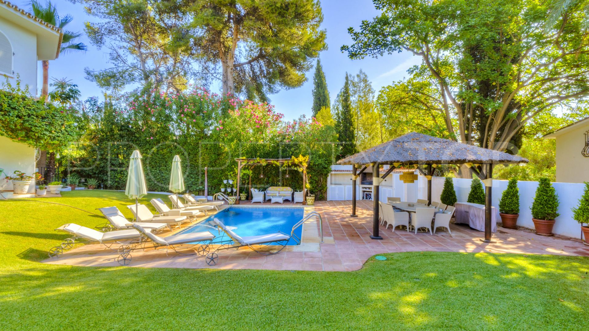 Rocio de Nagüeles, villa en venta