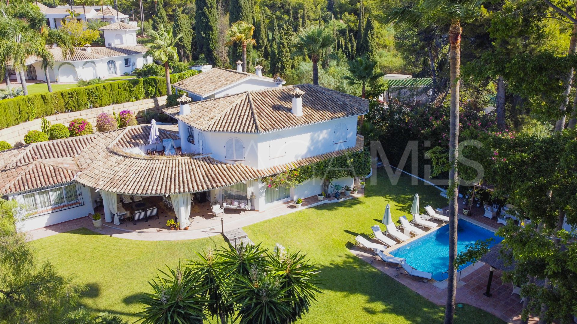 Villa for sale in Rocio de Nagüeles