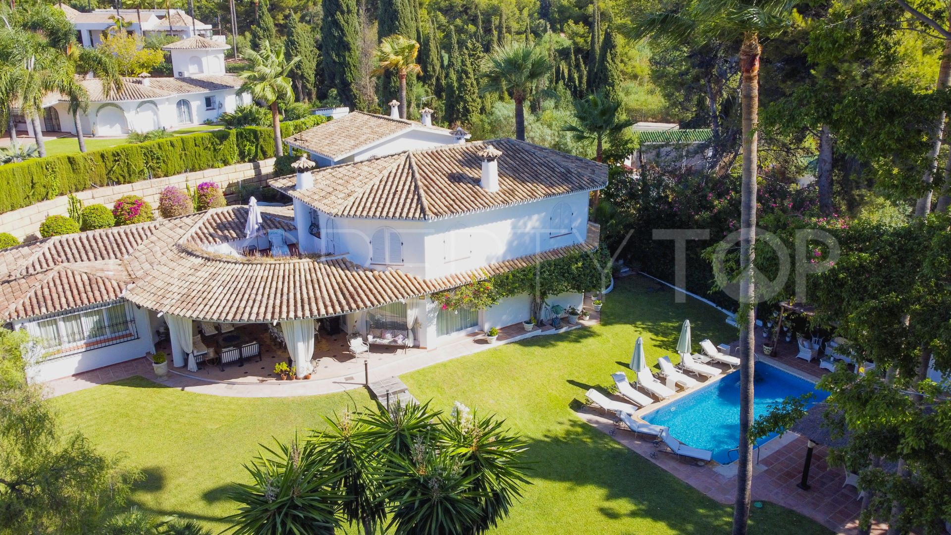 Rocio de Nagüeles, villa en venta