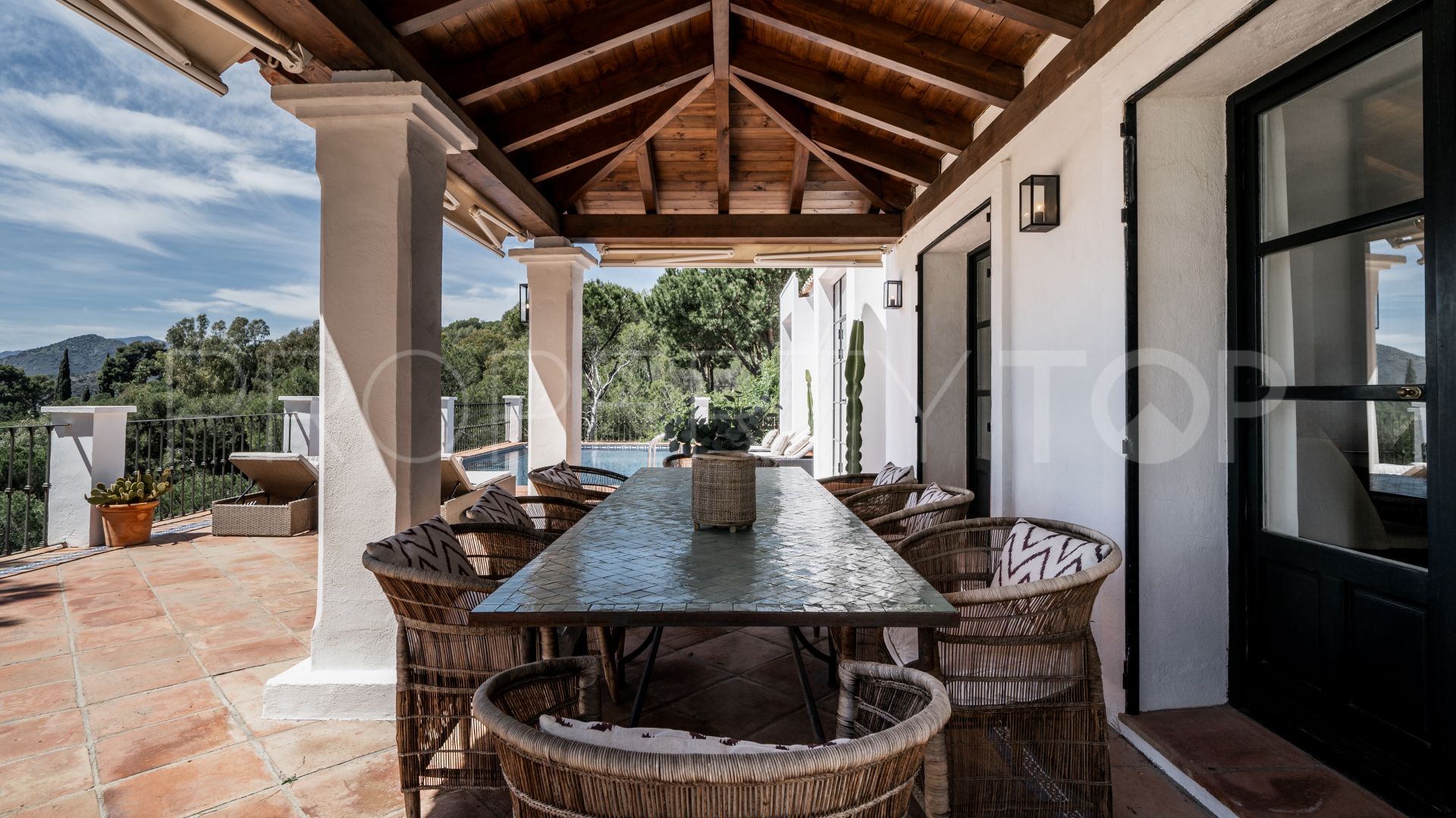 For sale villa in Benahavis