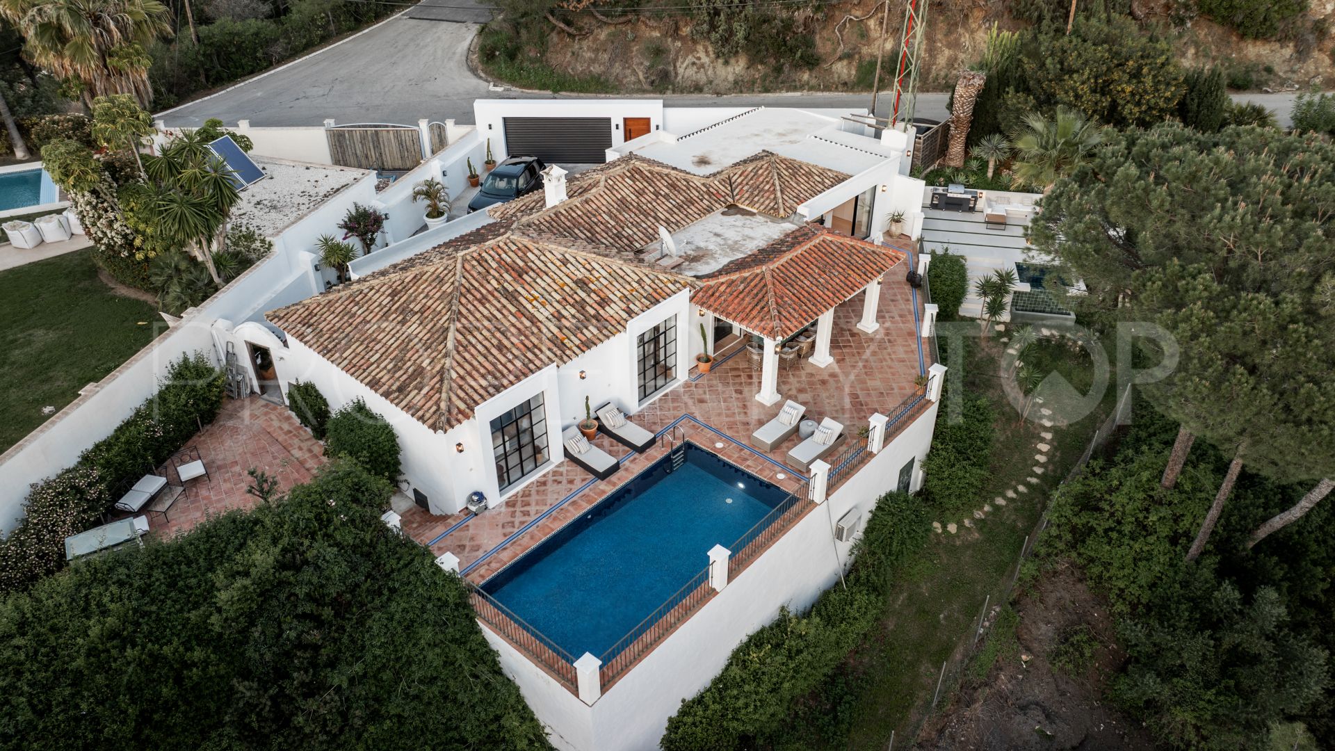 Villa en venta en Benahavis