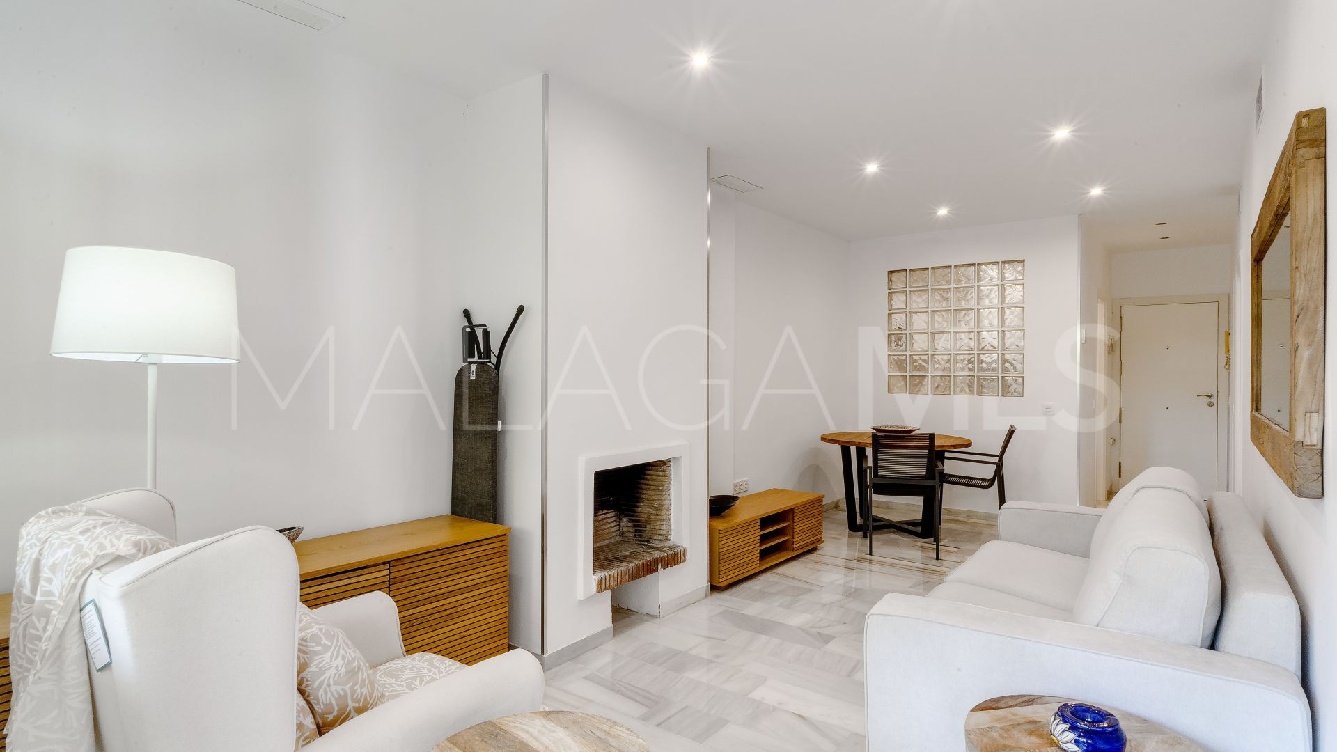 Apartamento planta baja for sale in La Carolina with 2 bedrooms