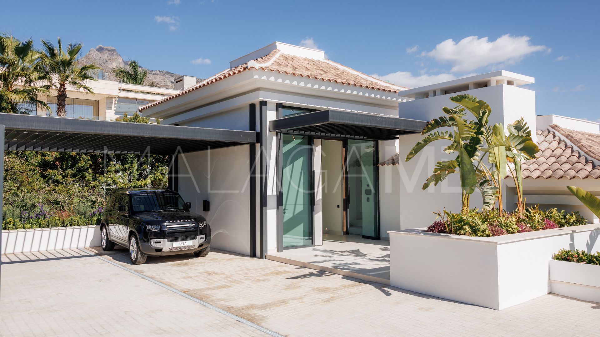 Villa for sale in Marbella Golden Mile