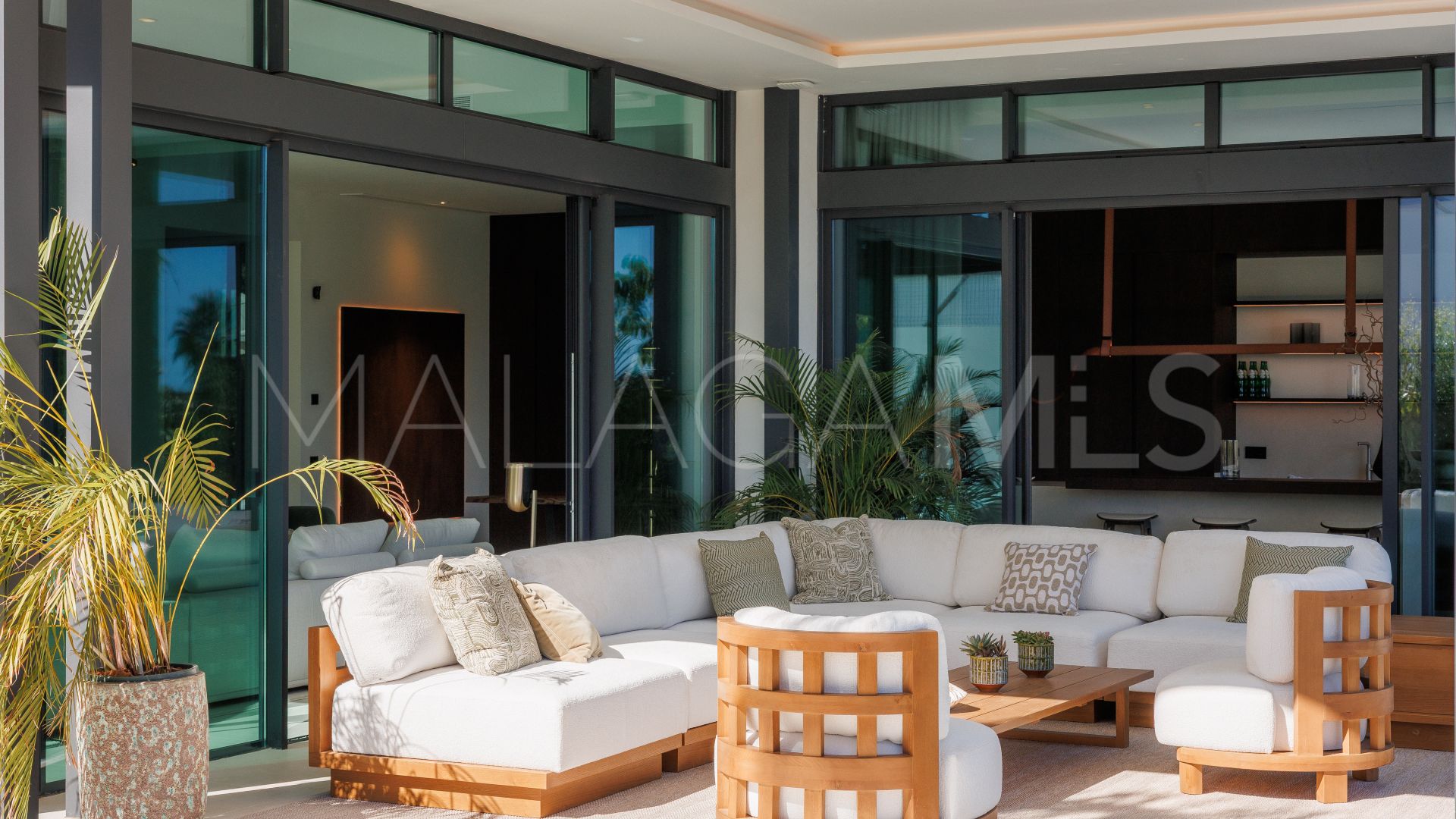 Villa for sale in Marbella Golden Mile