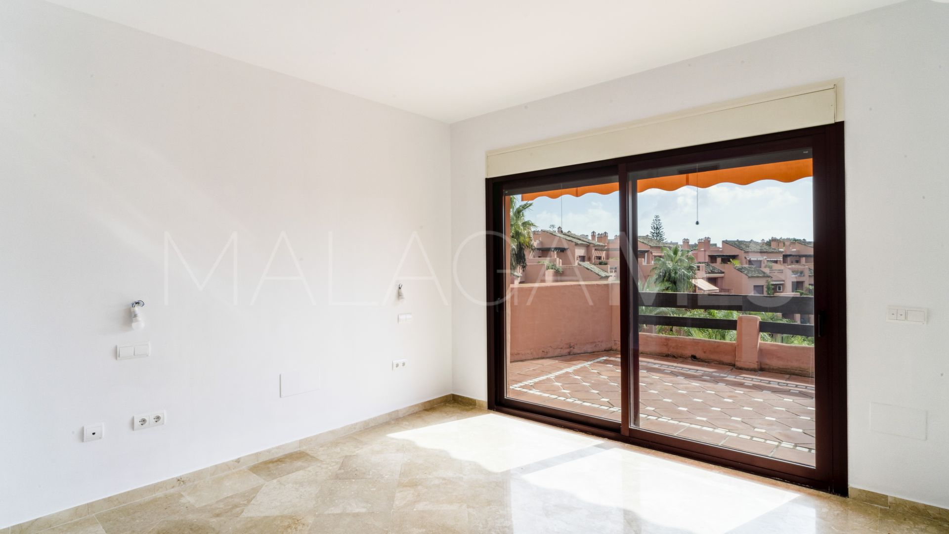 Duplex penthouse for sale in Alicate Playa