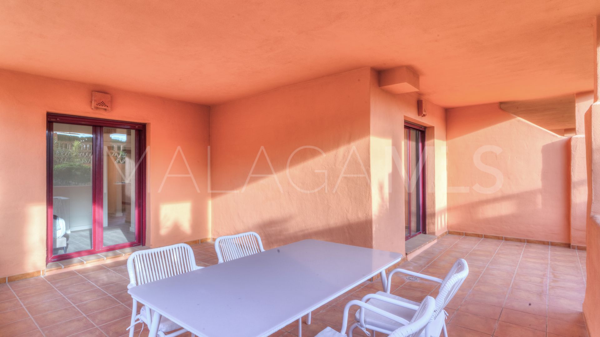 Altos del Paraiso, apartamento planta baja de 2 bedrooms for sale