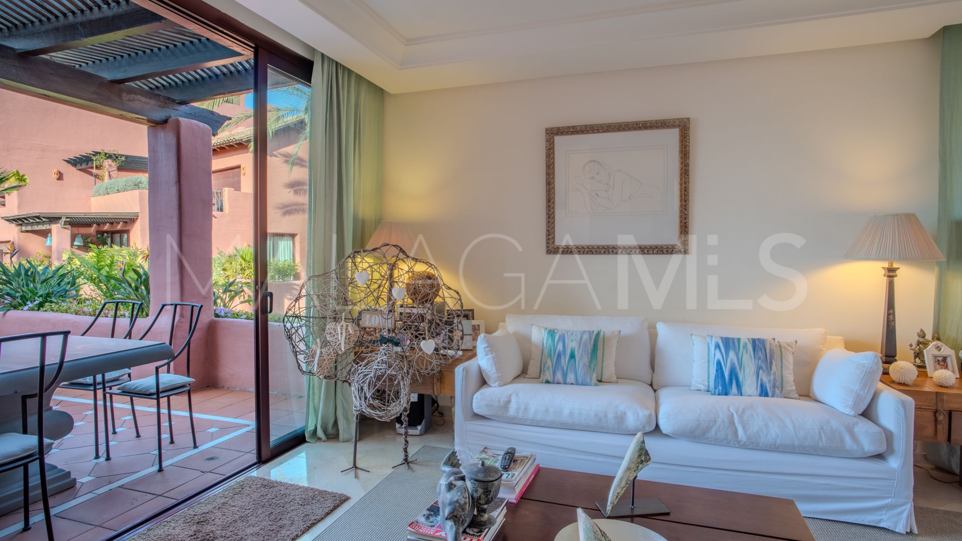 Duplex penthouse with 3 bedrooms for sale in Menara Beach