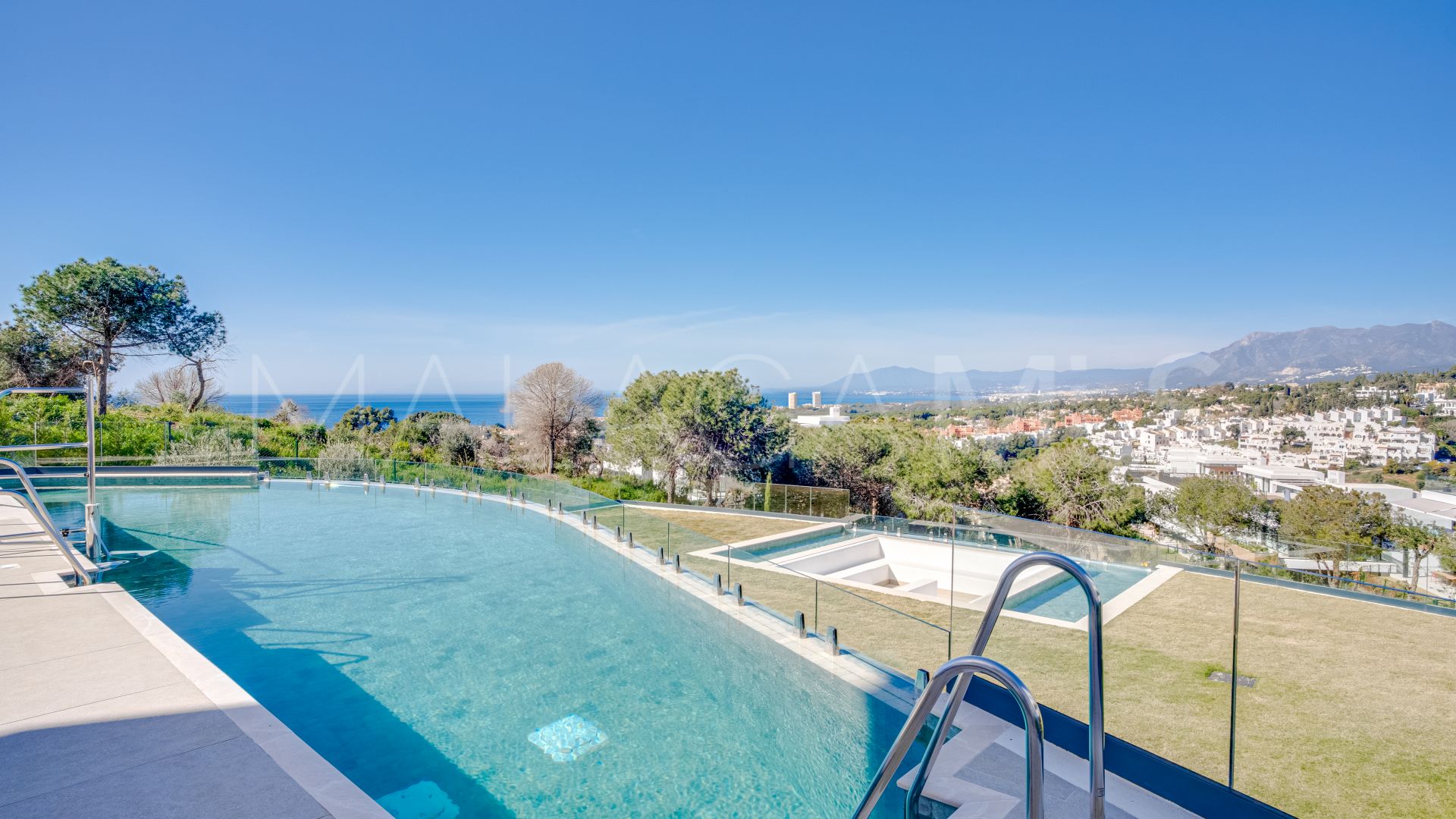 Appartement rez de chaussée for sale in Artola