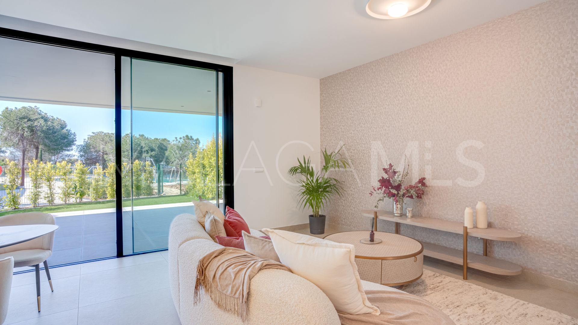Appartement rez de chaussée for sale in Artola