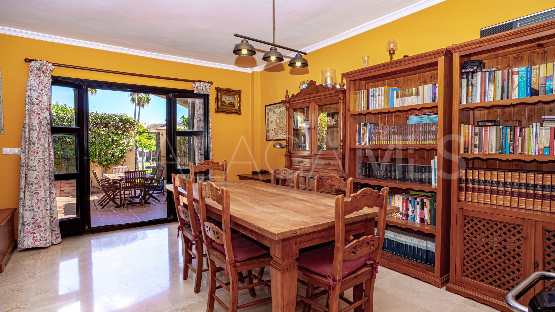 Maison de ville for sale in Guadalmina Alta