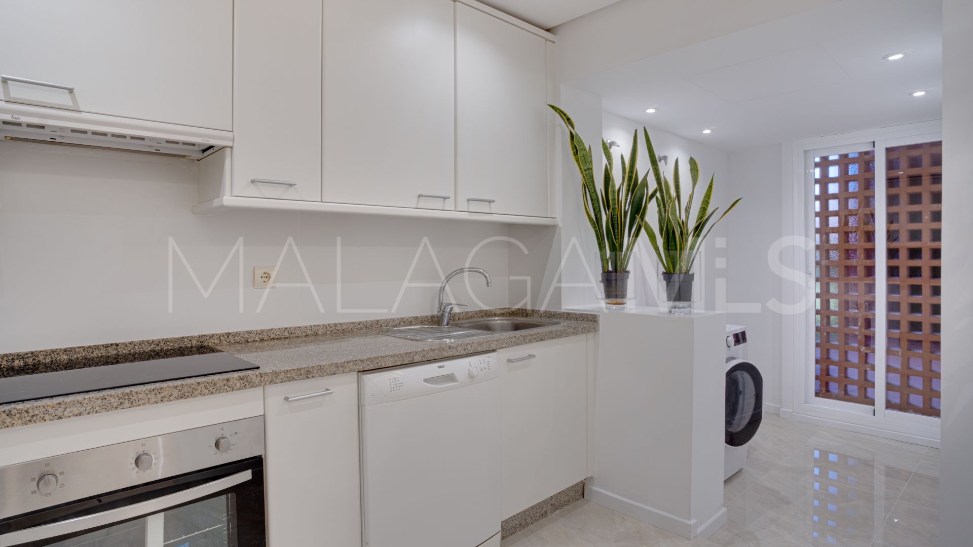 2 bedrooms ground floor apartment in Alicate Playa for sale