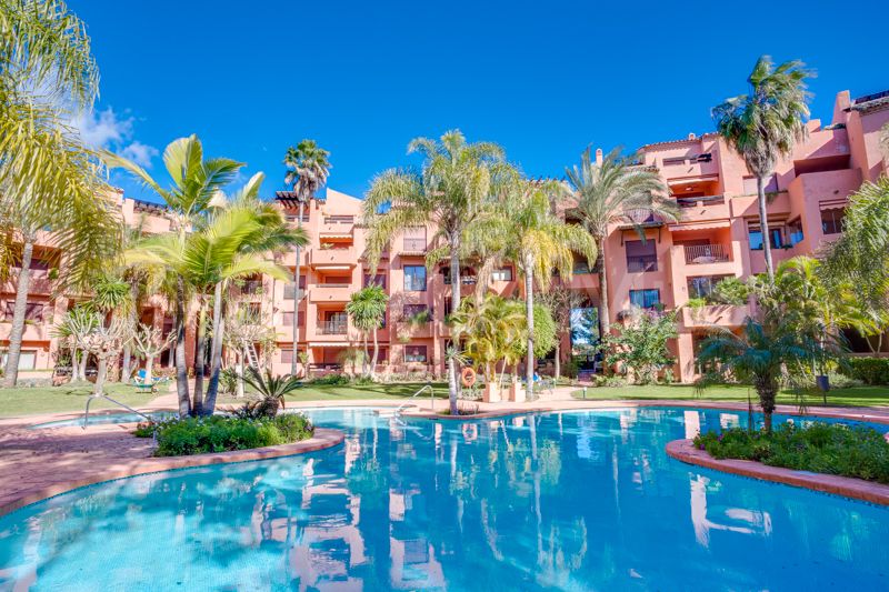 2 bedrooms ground floor apartment in Alicate Playa for sale