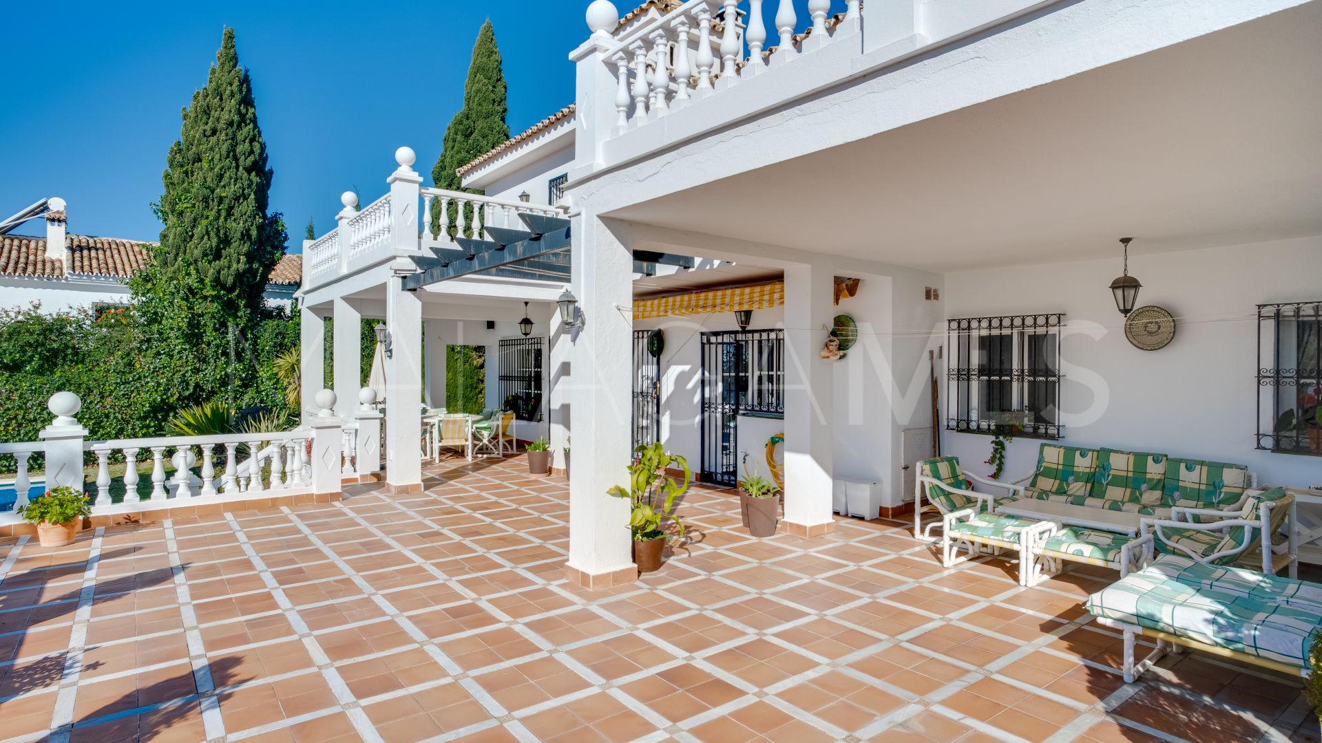 Villa for sale in Valdeolletas