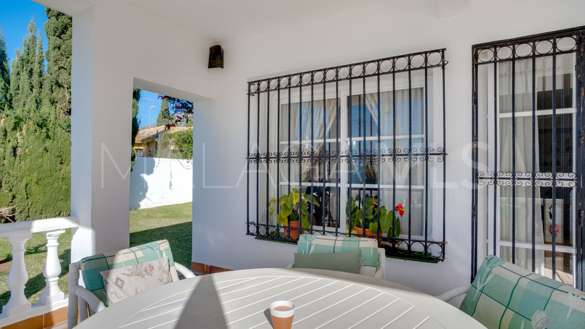 Villa for sale in Valdeolletas