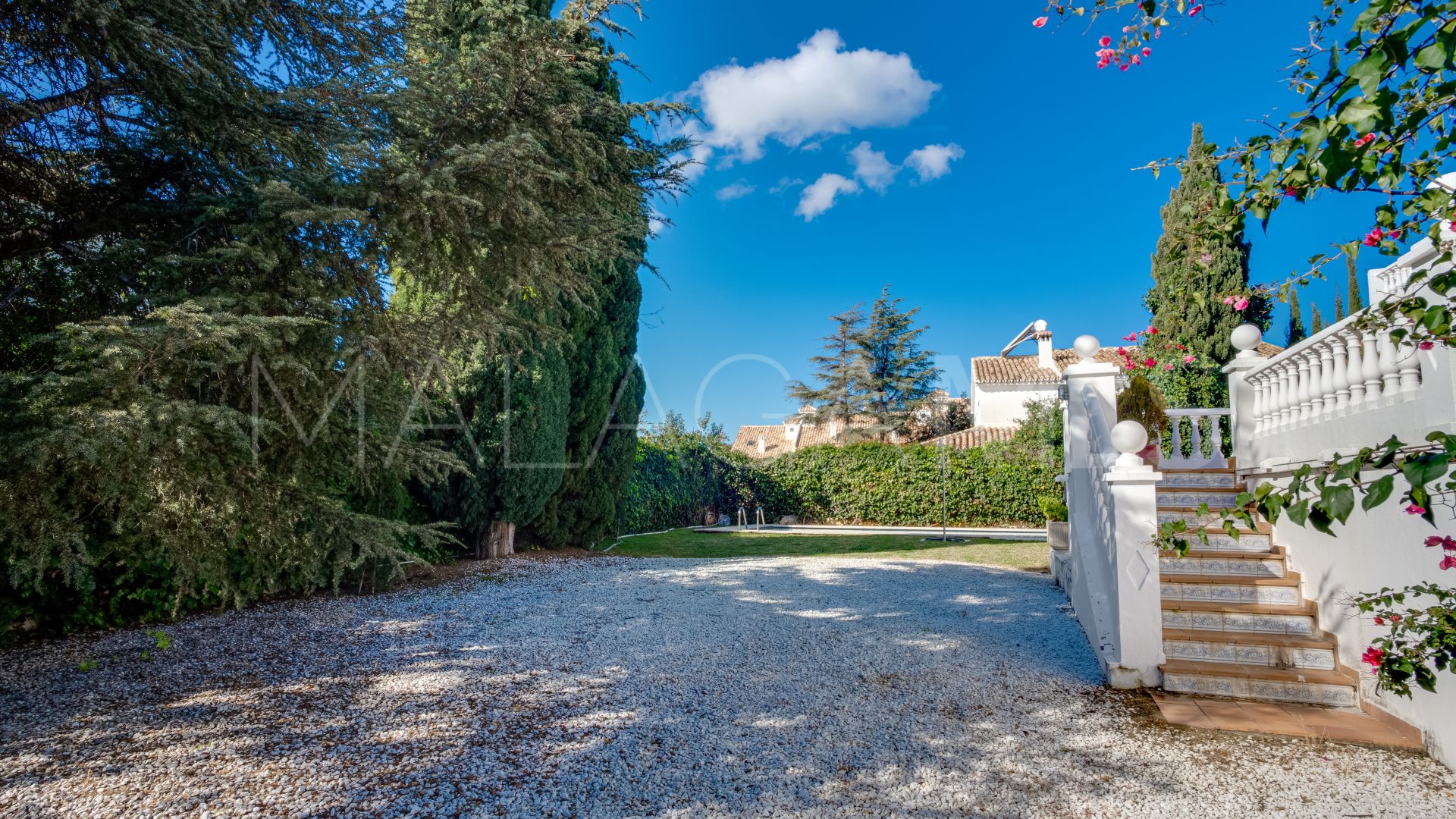 Villa for sale in Valdeolletas
