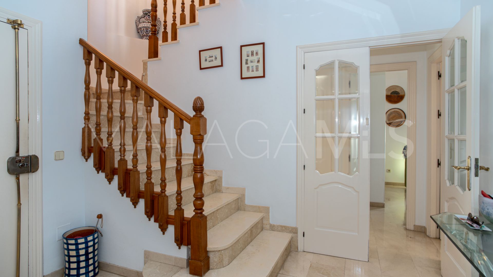 Villa for sale in Valdeolletas