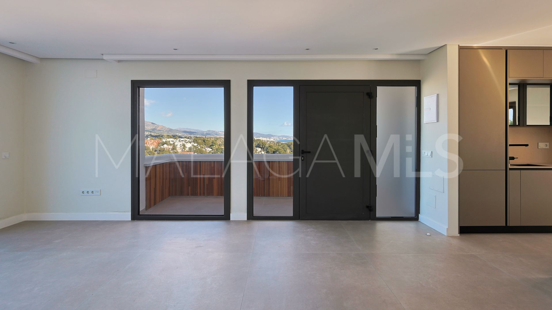 Takvåning for sale in Jardines de Andalucia