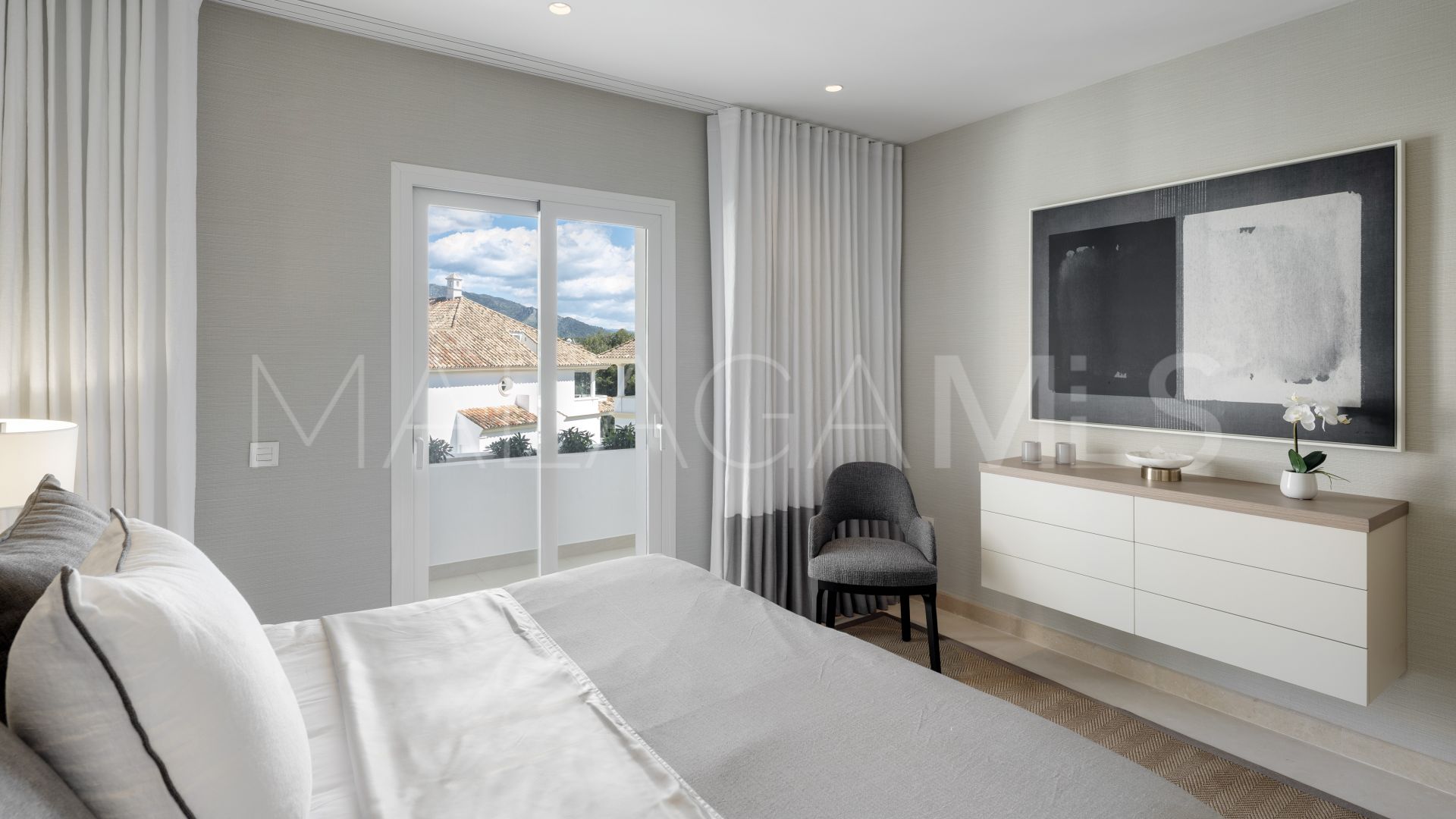 Duplex penthouse for sale in Monte Paraiso