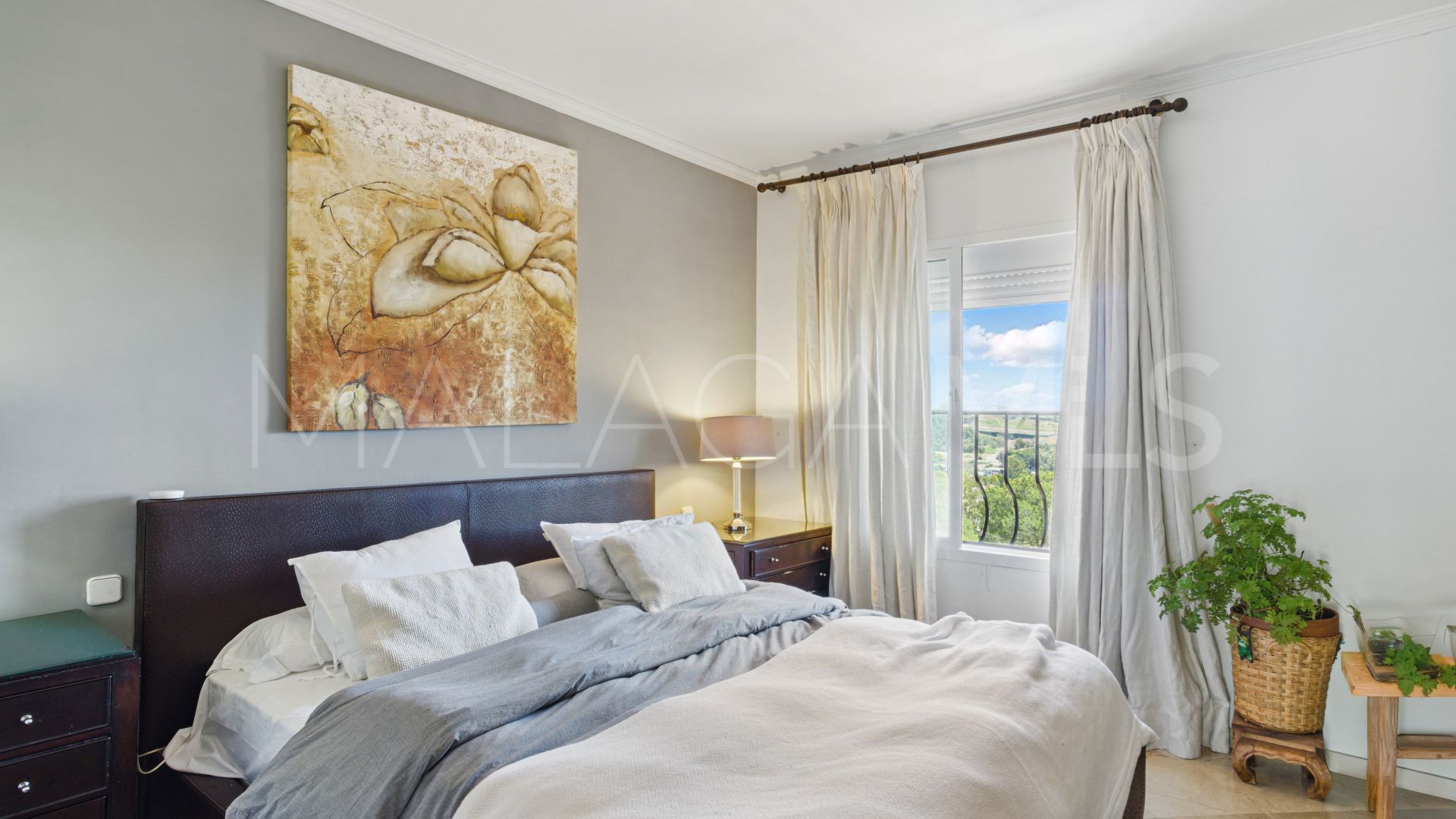 Zweistöckiges penthouse for sale in Los Pinos de Aloha