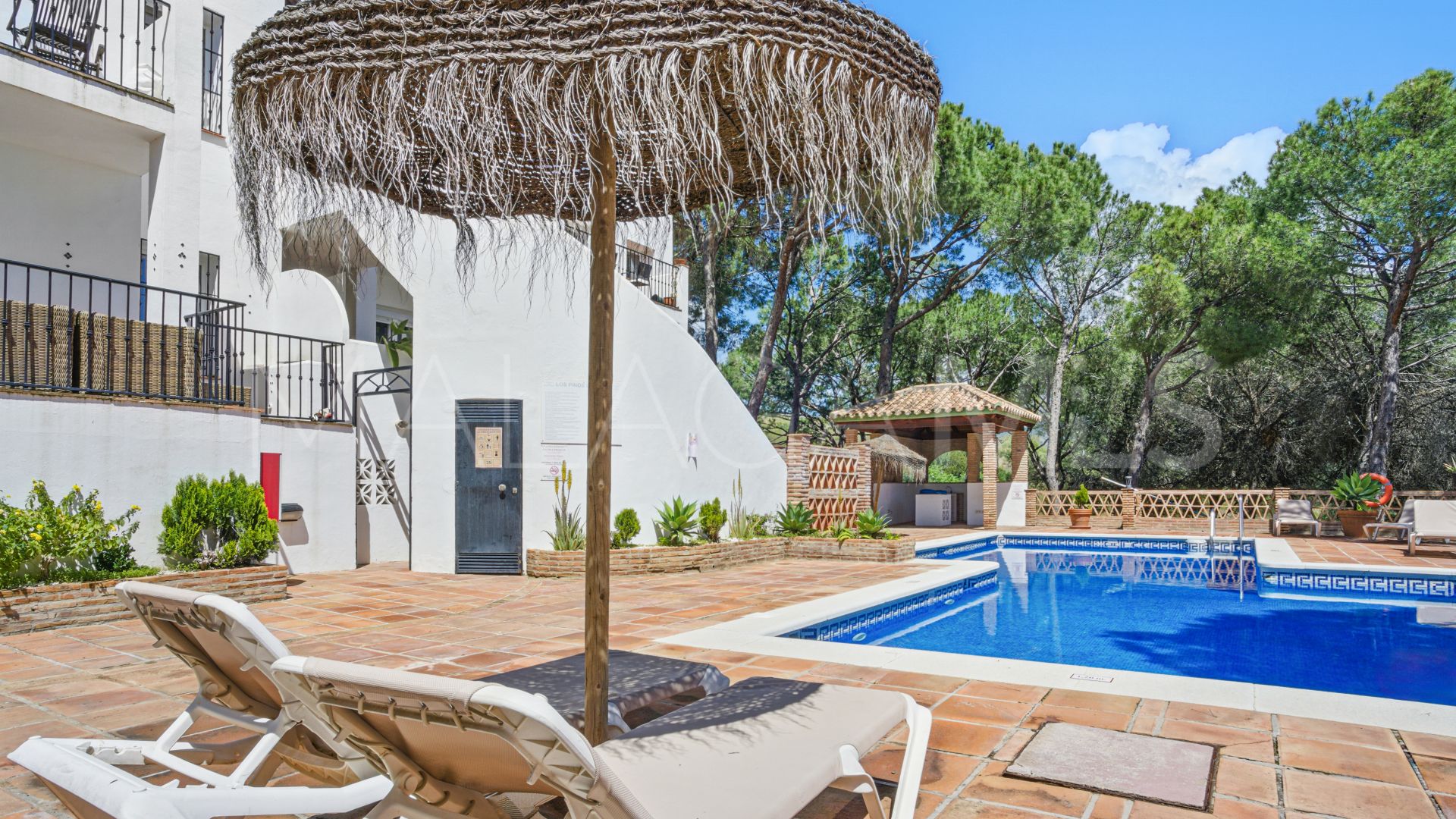 Zweistöckiges penthouse for sale in Los Pinos de Aloha
