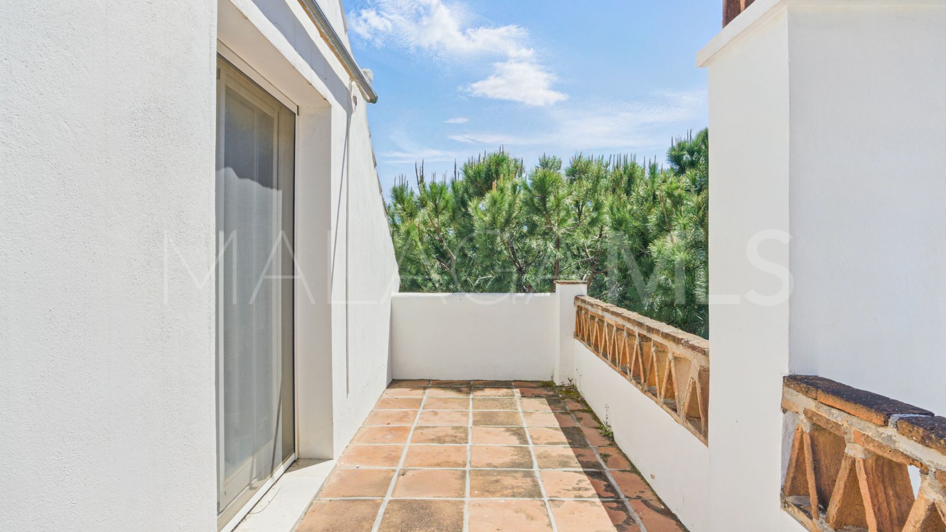 Zweistöckiges penthouse for sale in Los Pinos de Aloha