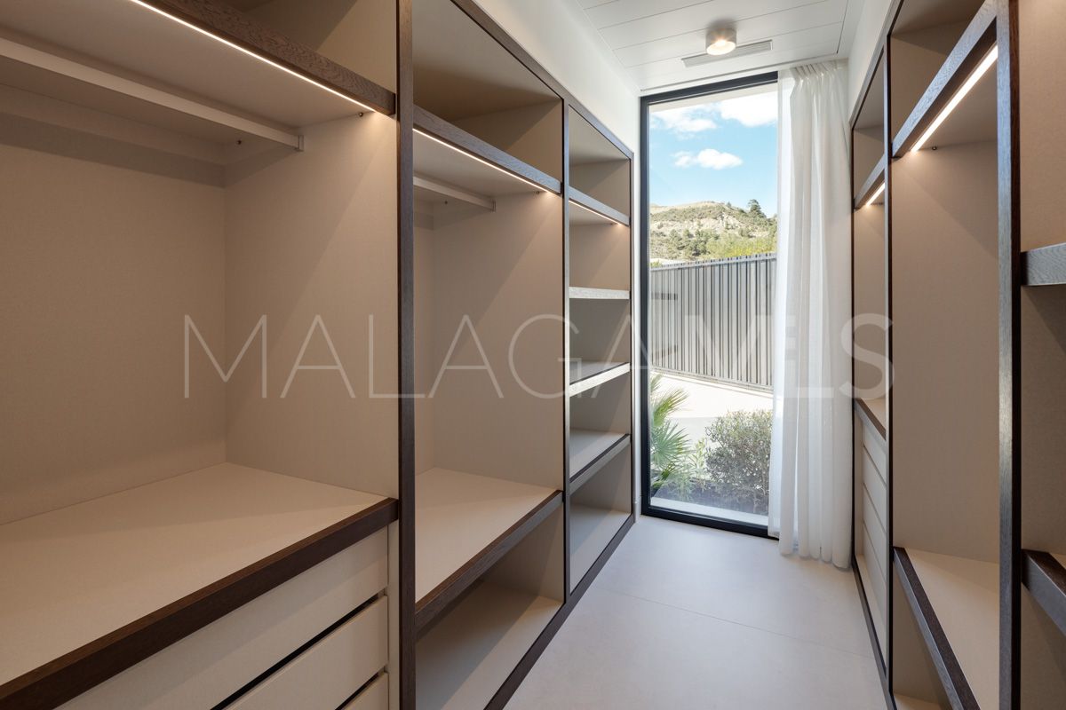 6 bedrooms Lomas de La Quinta villa for sale