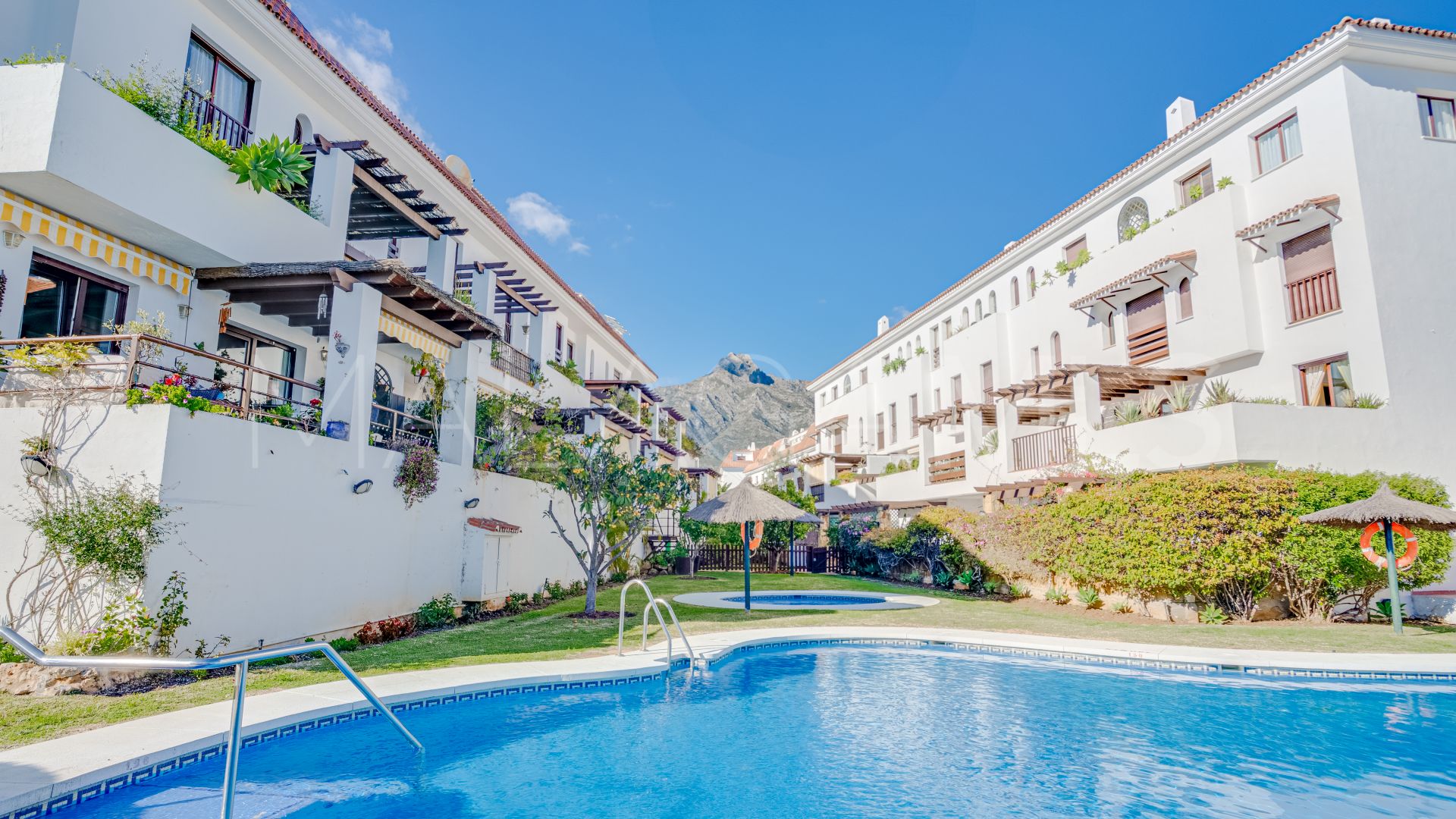 Lägenhet for sale in Coto Real II