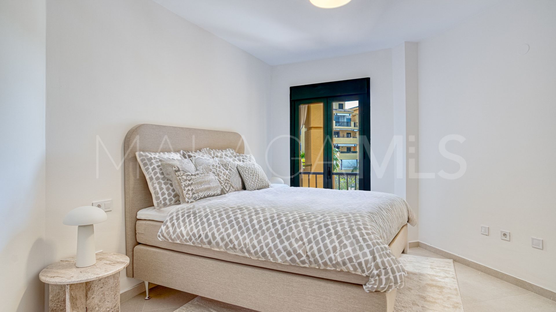 Apartamento de 4 bedrooms for sale in Los Almendros I