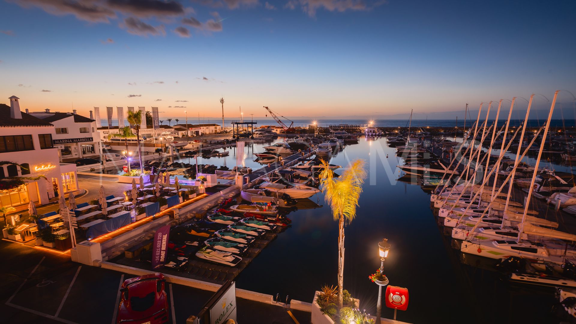 Tvåvånings takvåning for sale in Marbella - Puerto Banus