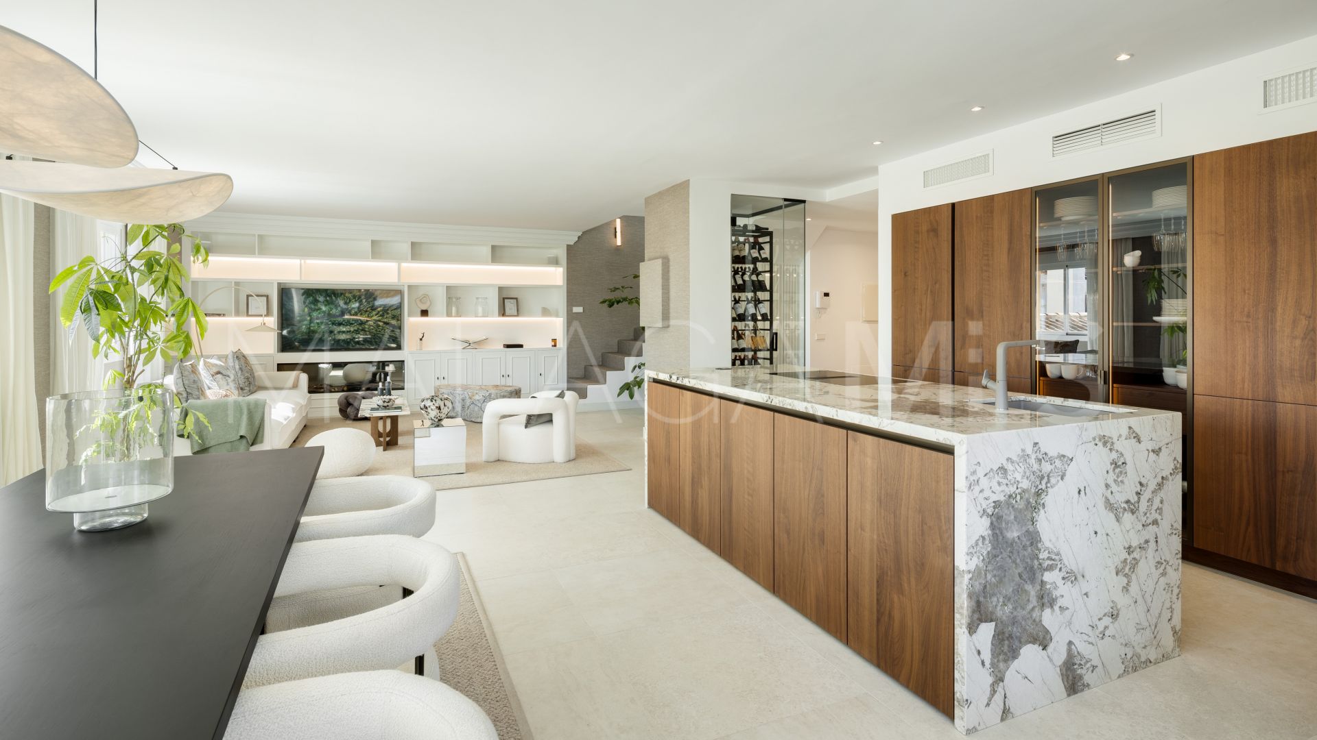 Duplex penthouse for sale in Costa Nagüeles II