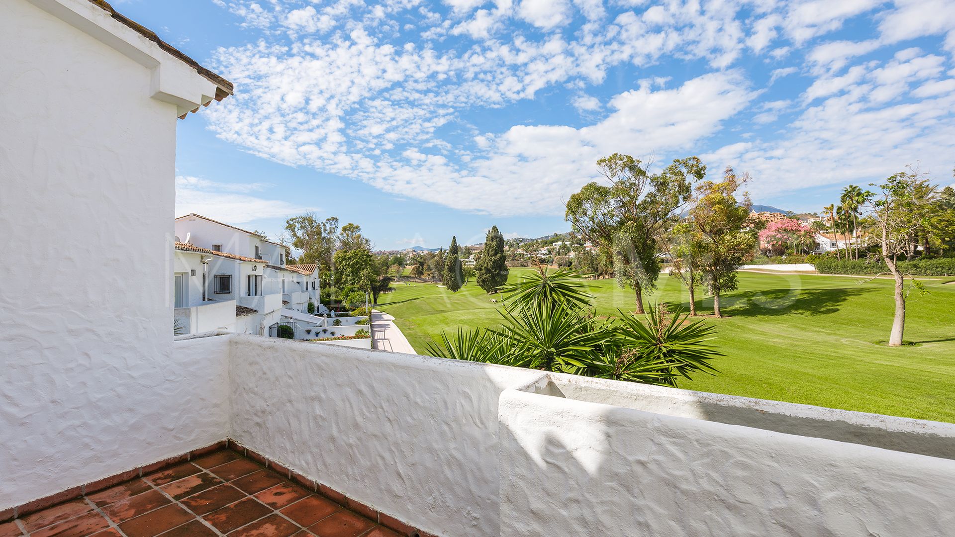 Radhus for sale in Los Naranjos Country Club