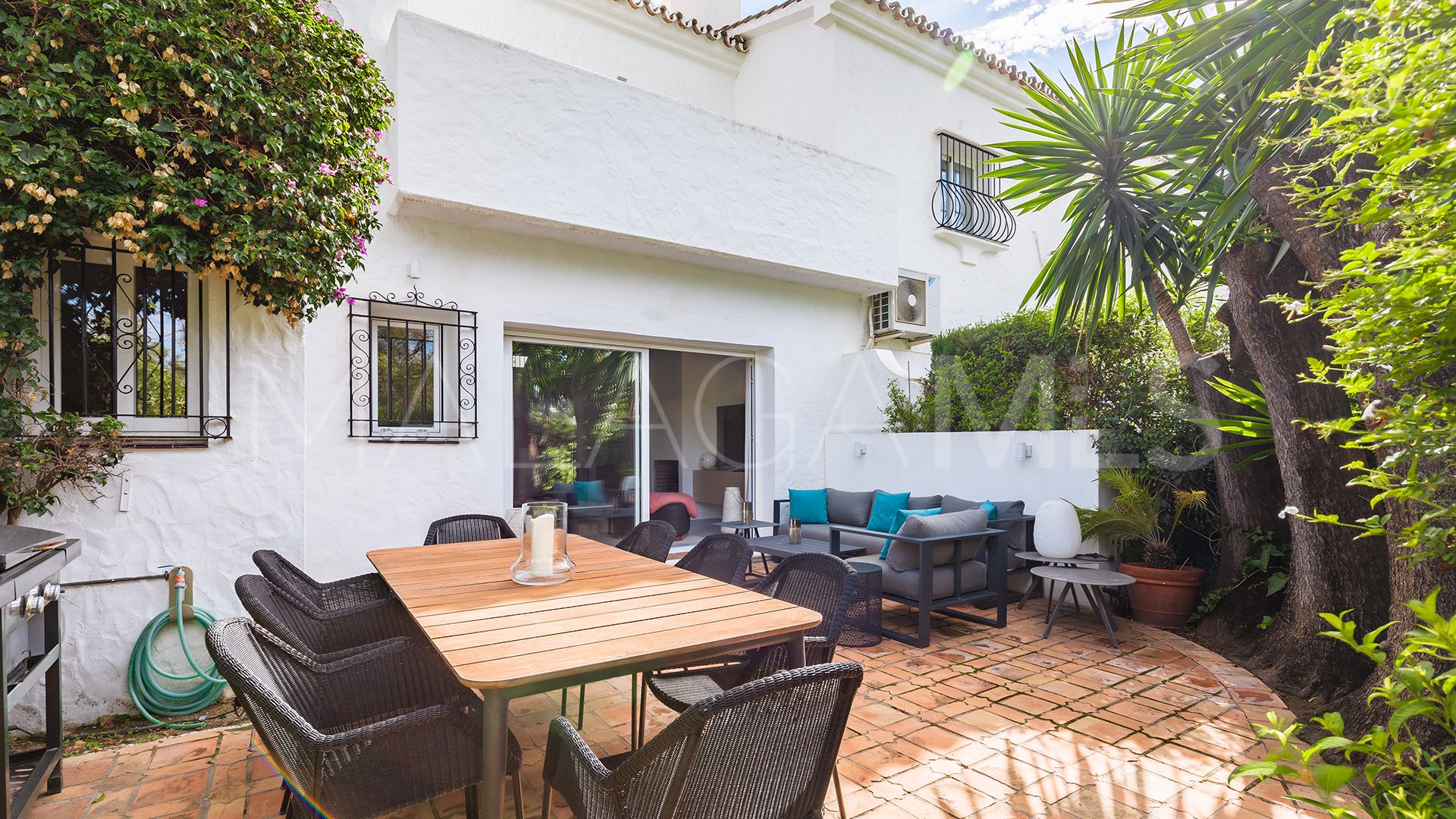 Radhus for sale in Los Naranjos Country Club