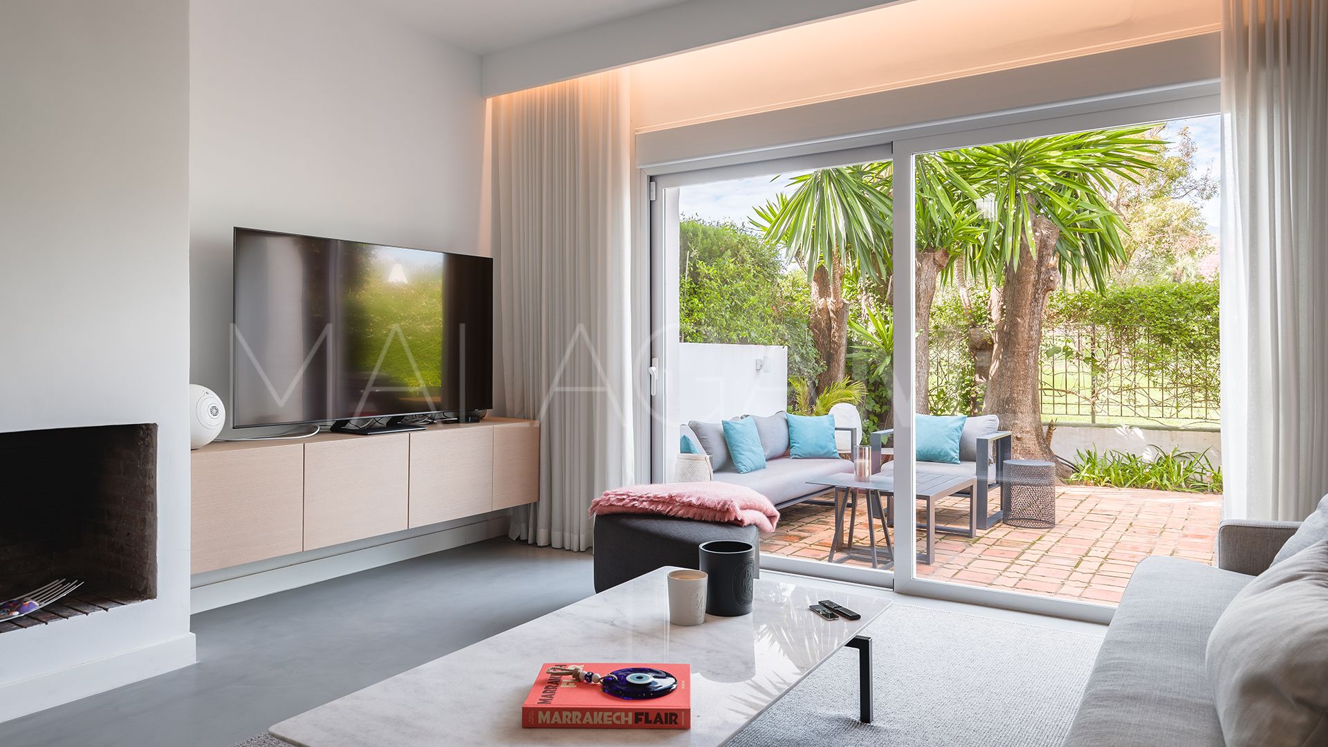 Radhus for sale in Los Naranjos Country Club