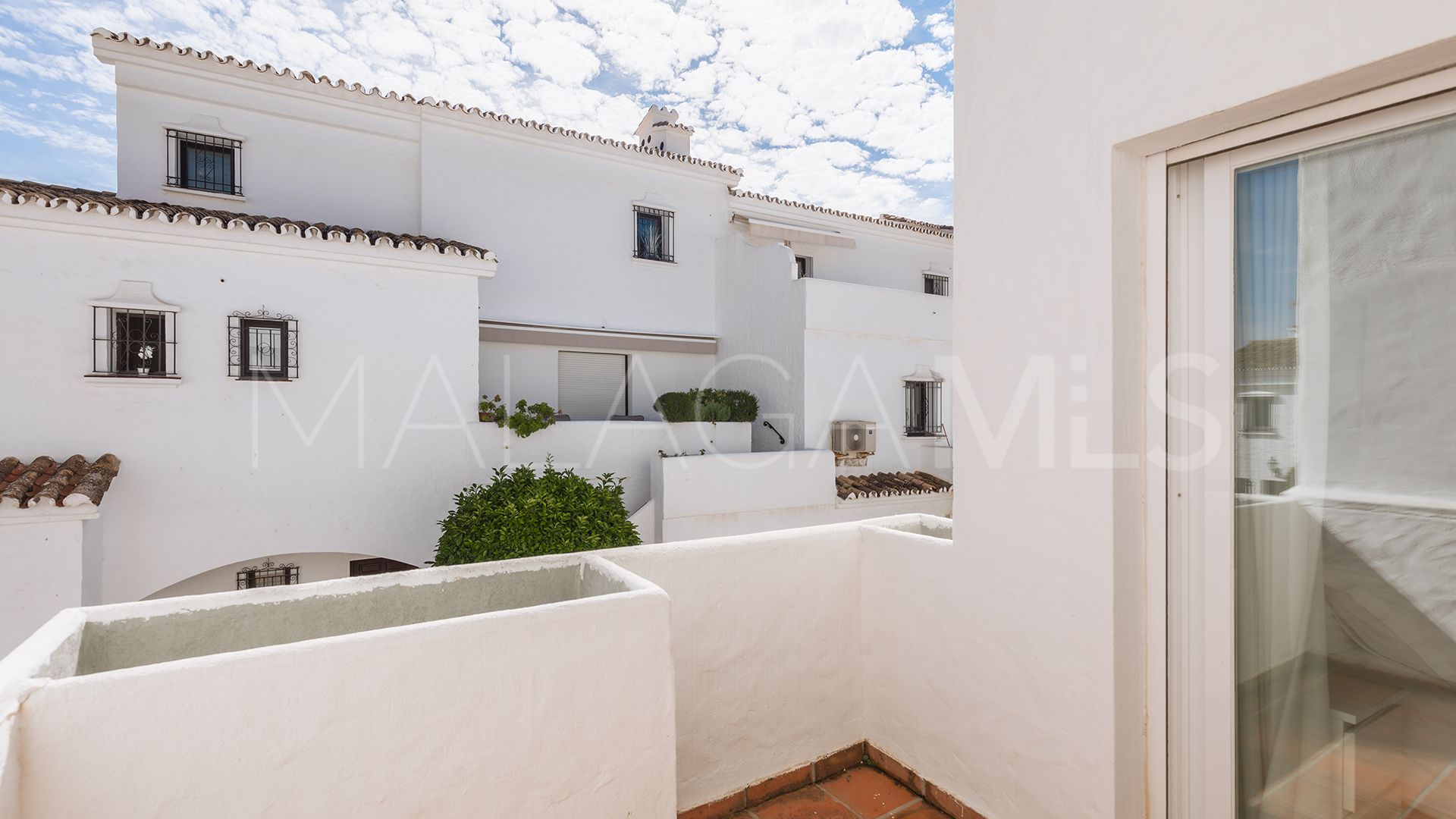 Radhus for sale in Los Naranjos Country Club
