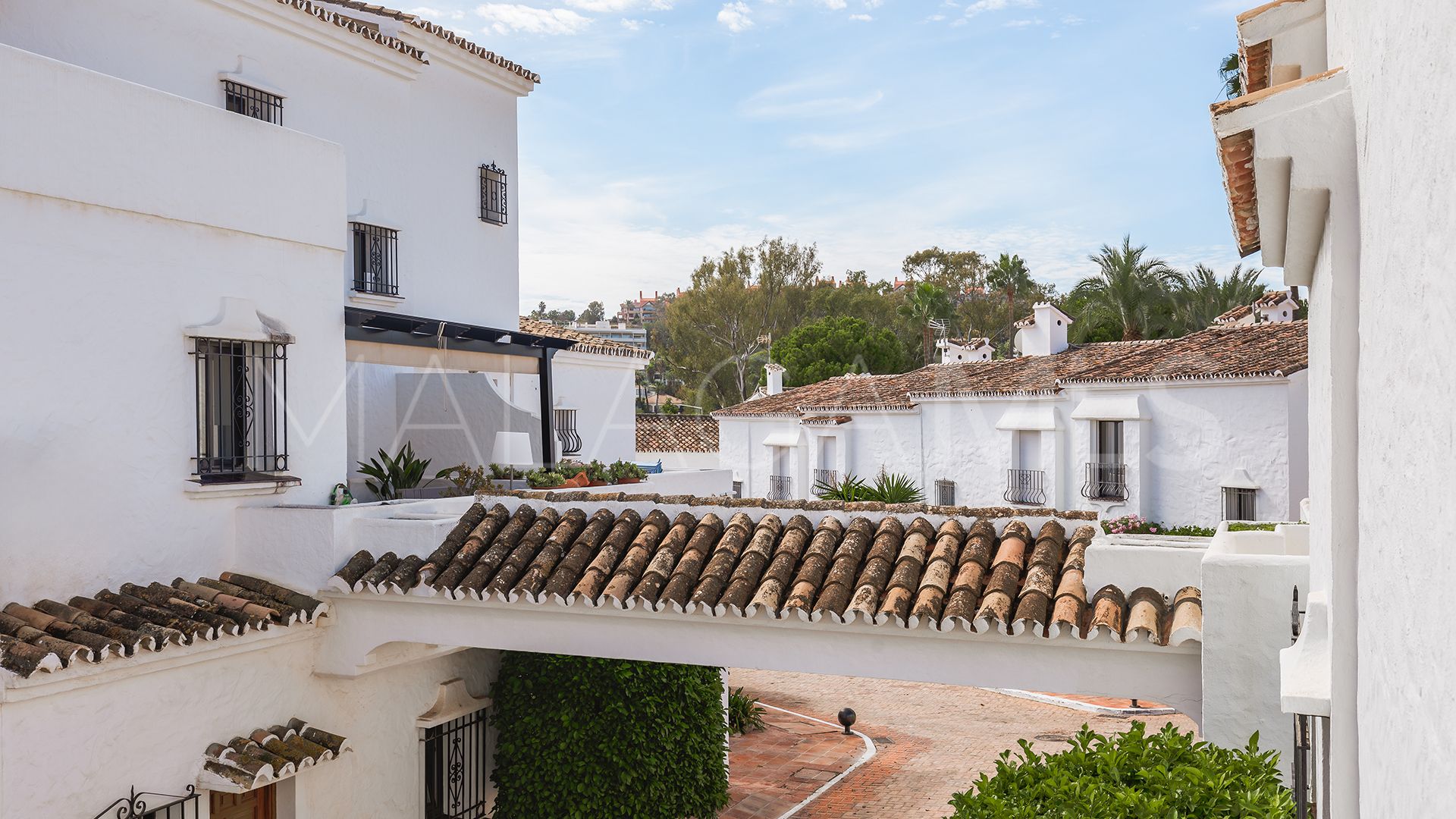 Radhus for sale in Los Naranjos Country Club