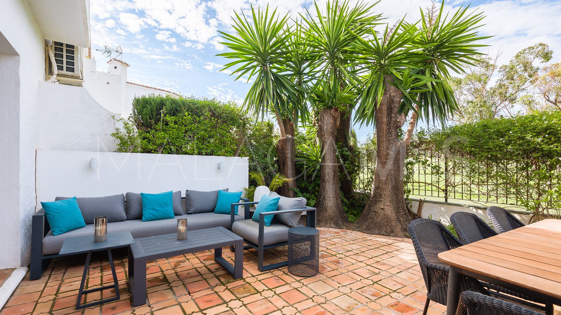Radhus for sale in Los Naranjos Country Club