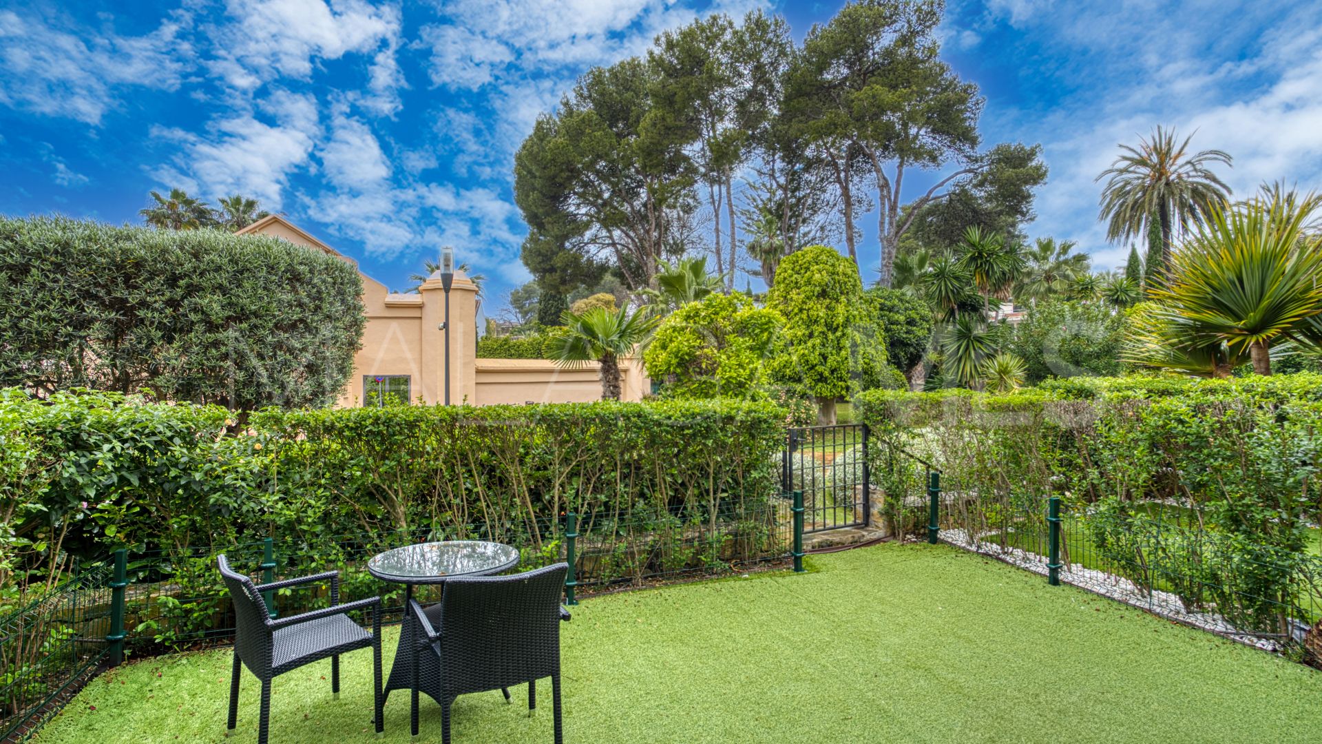 Appartement rez de chaussée for sale in Las Mimosas