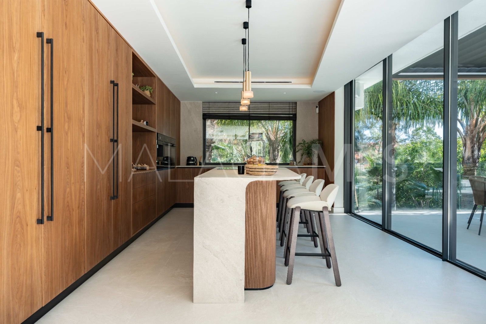 For sale Hacienda las Chapas villa with 5 bedrooms