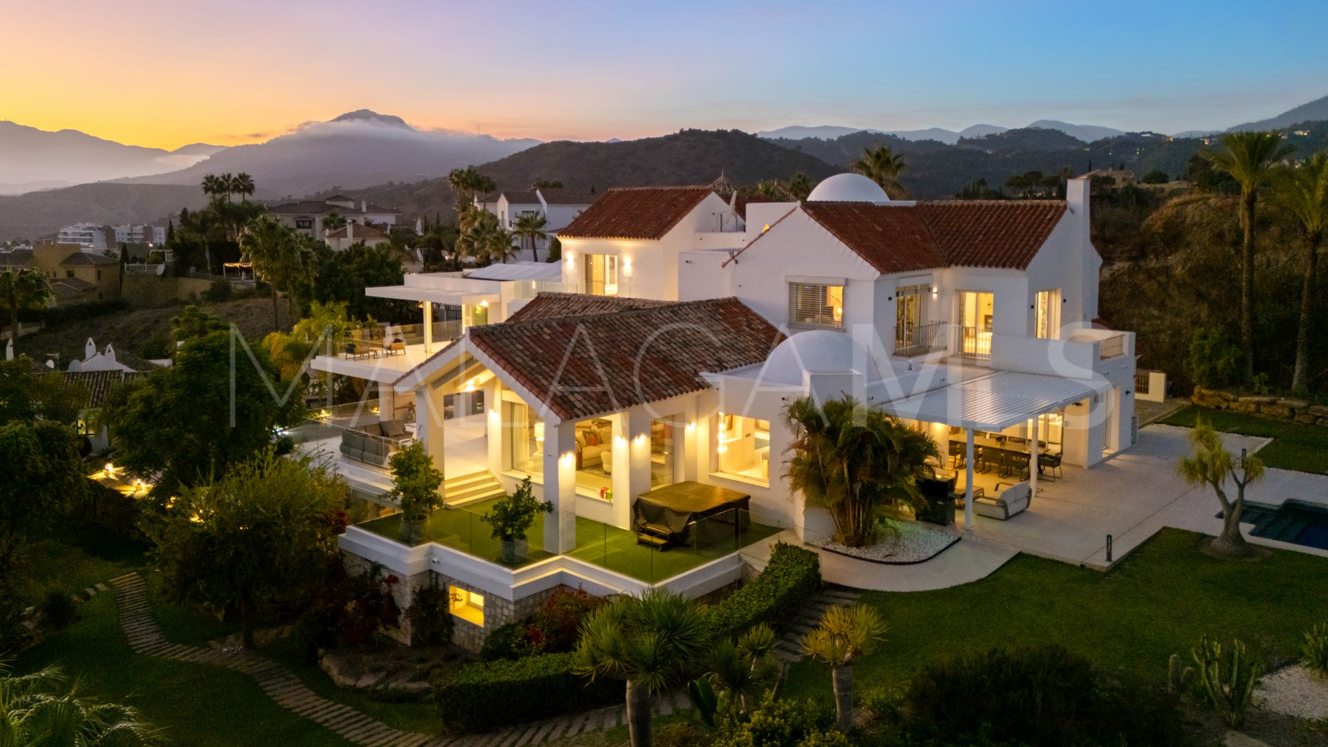 Villa for sale in Puerto del Almendro