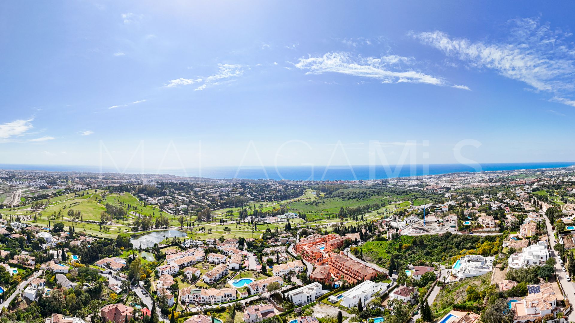 Villa for sale in El Paraiso