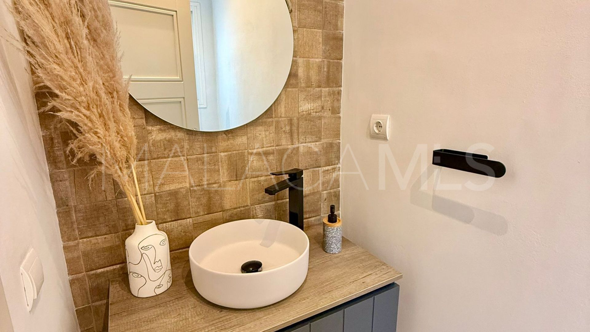 Villa for sale in Riviera del Sol