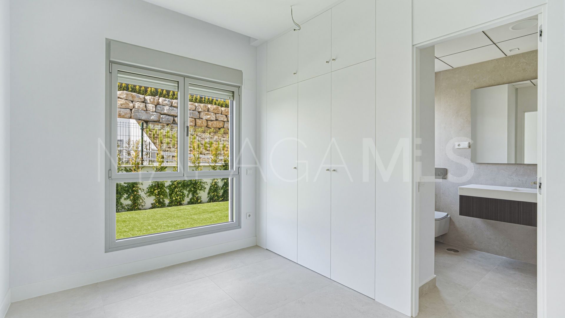 Duplex planta baja for sale with 4 bedrooms in Santa Clara