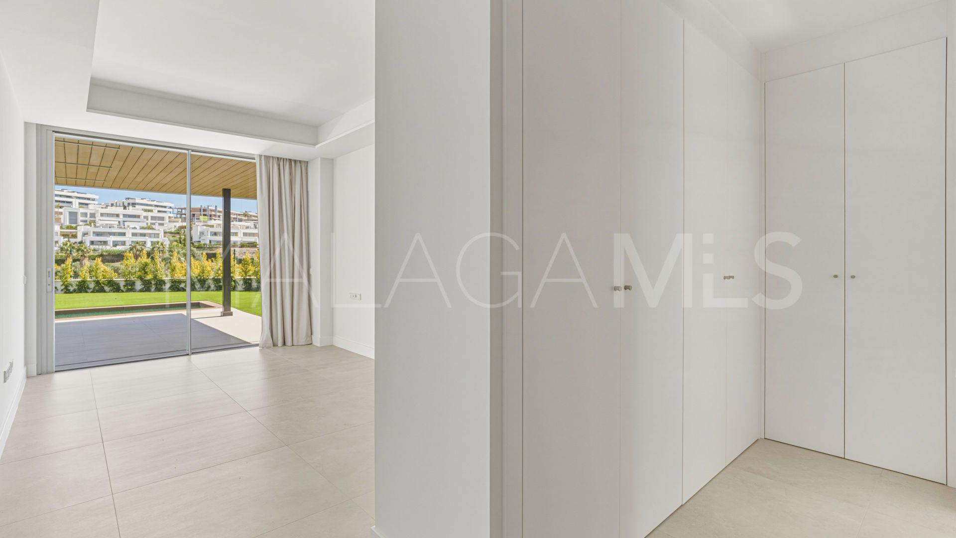 Duplex planta baja for sale with 4 bedrooms in Santa Clara