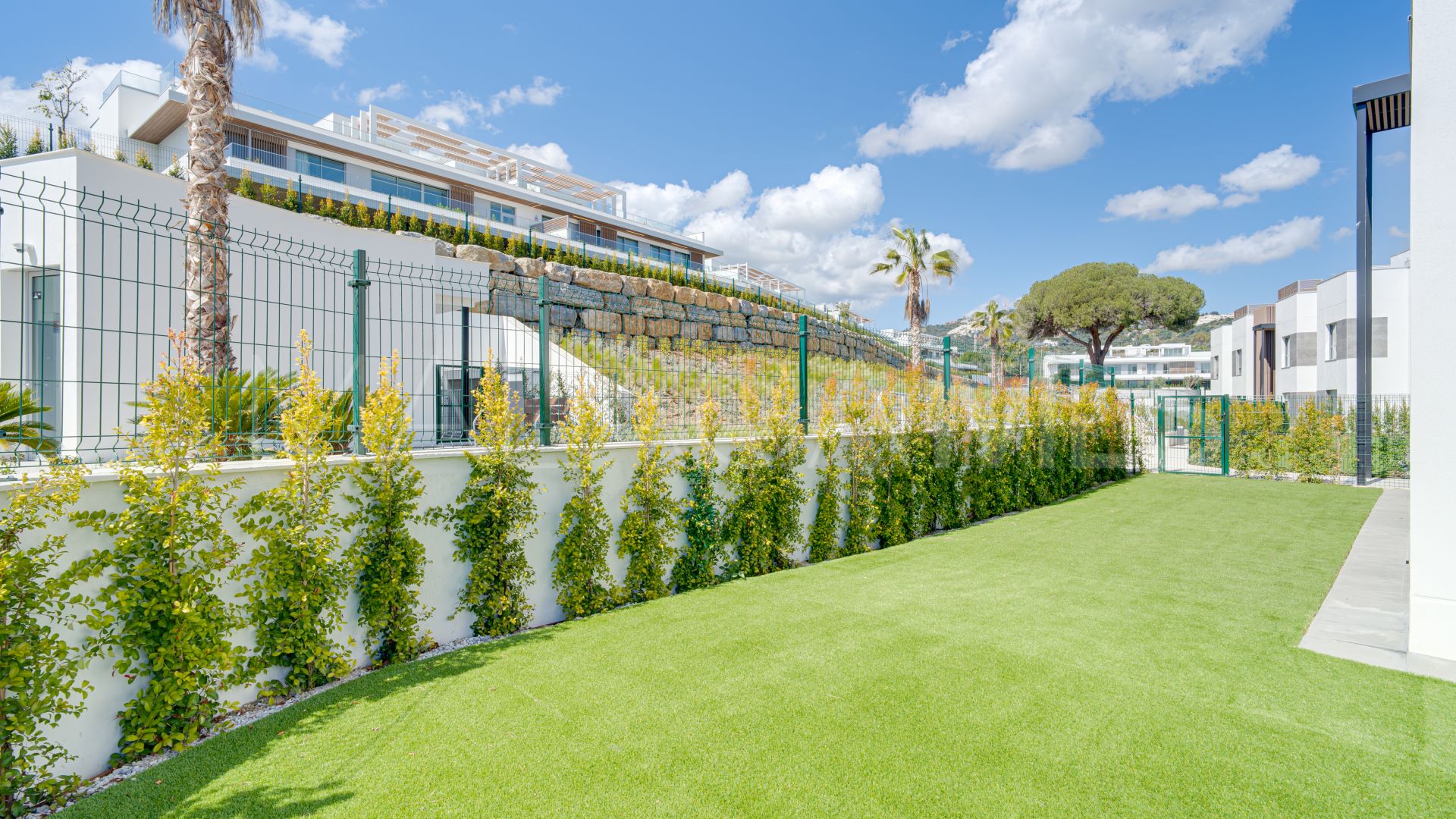 Duplex planta baja for sale with 4 bedrooms in Santa Clara