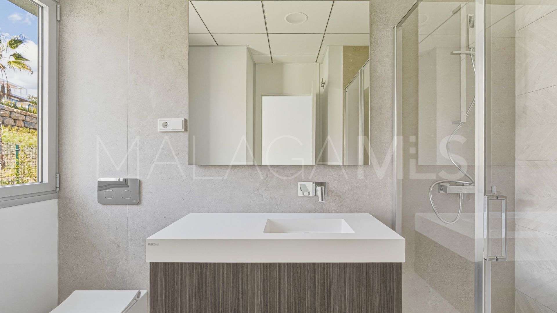 Duplex planta baja for sale with 4 bedrooms in Santa Clara