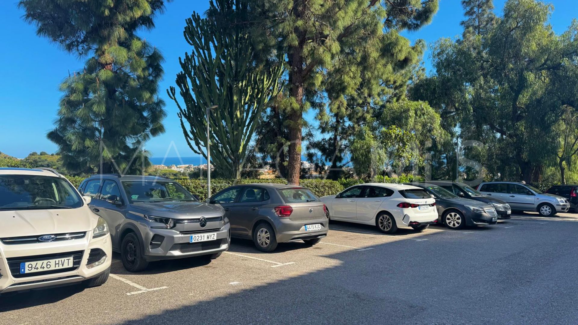 Calahonda 2 bedrooms apartment for sale