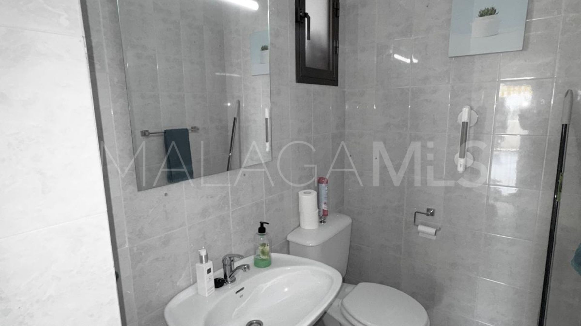 Calahonda 2 bedrooms apartment for sale