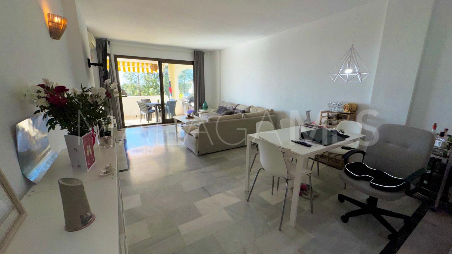 Calahonda 2 bedrooms apartment for sale