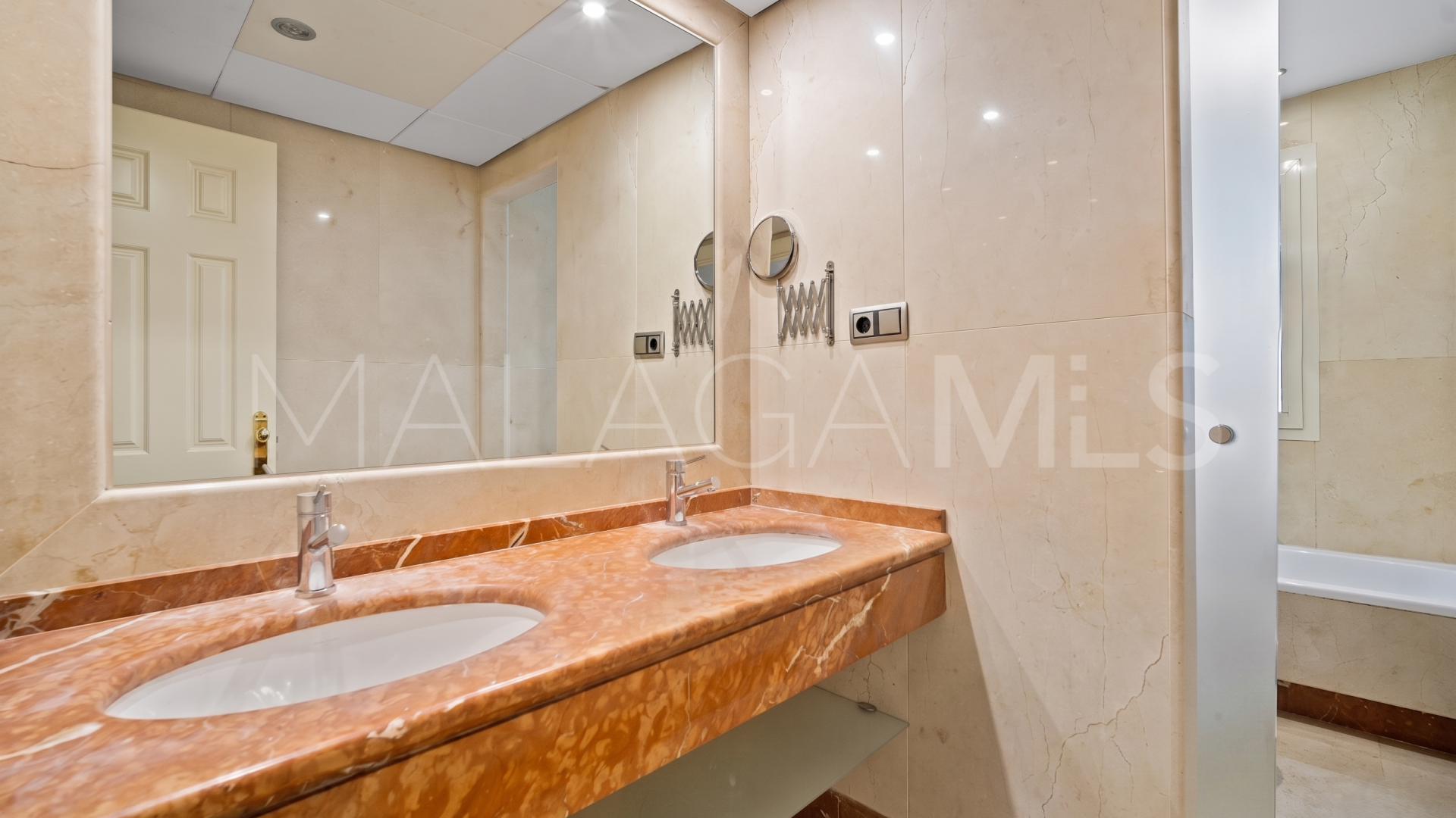 Appartement rez de chaussée for sale in Condado de Sierra Blanca