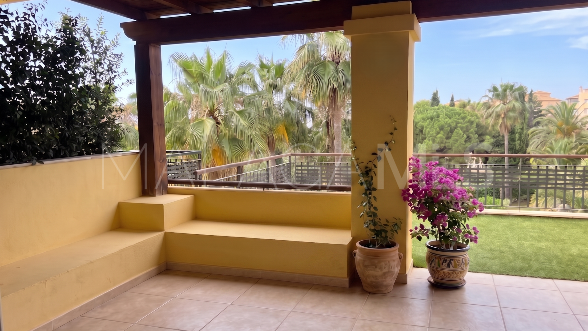 Appartement rez de chaussée for sale in Condado de Sierra Blanca